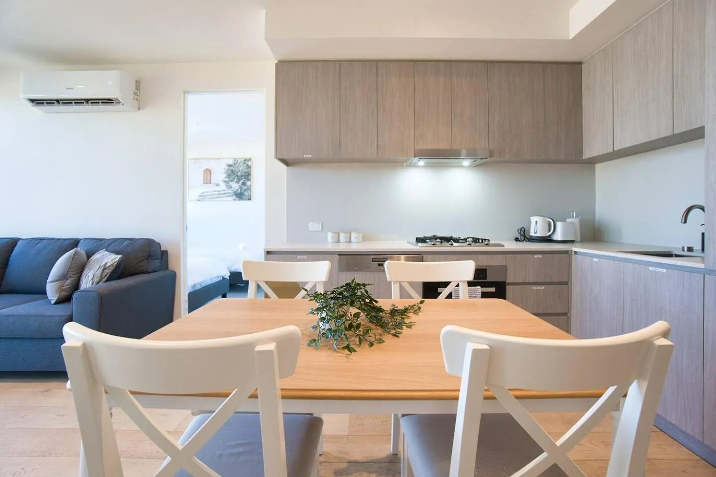 New And Modern 2Br Gem In Rundle Mall Adelaide Australia
